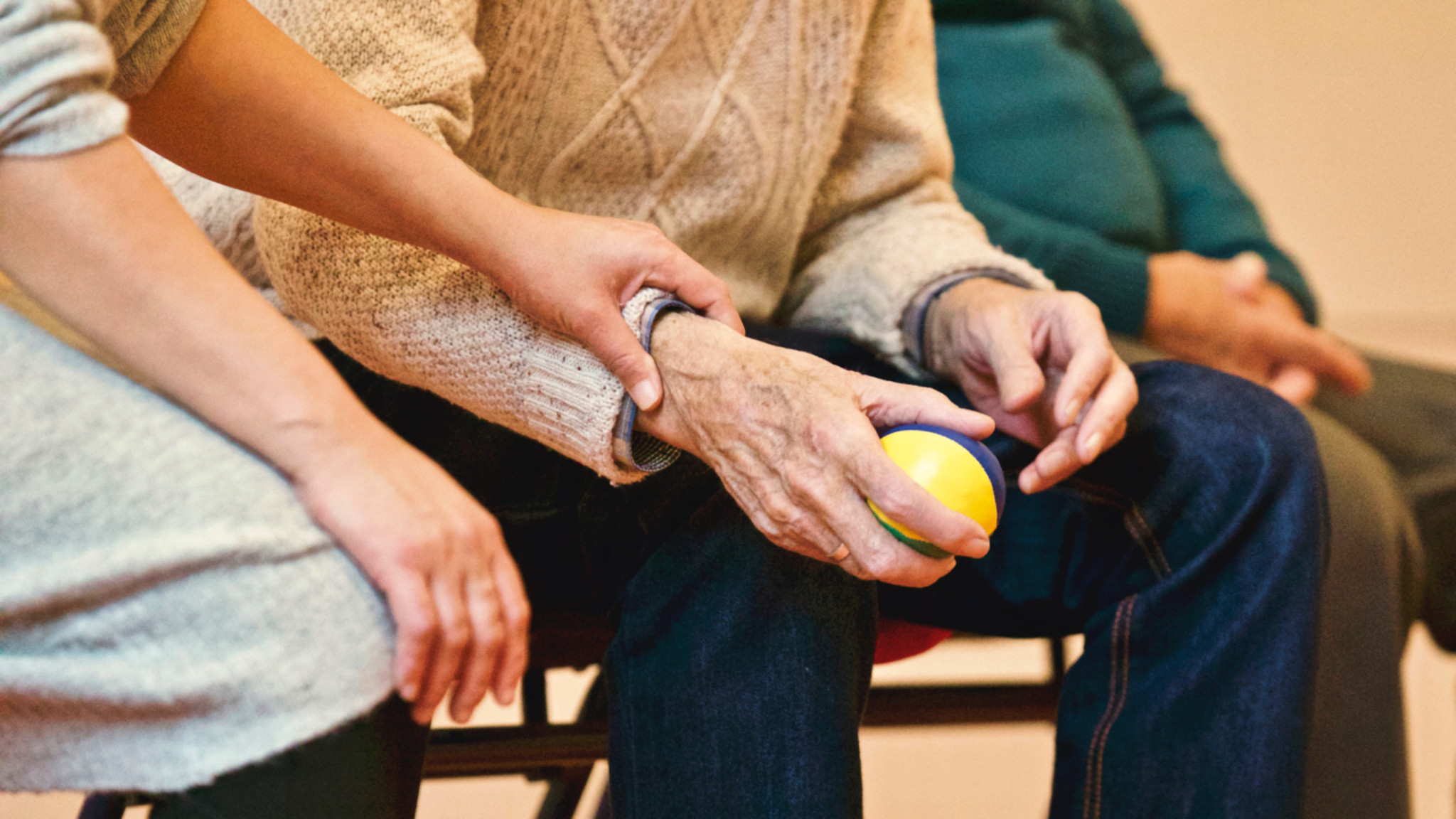 Solidarität mit osteuropäischen Haushaltshilfen und Pflegehelferinnen
