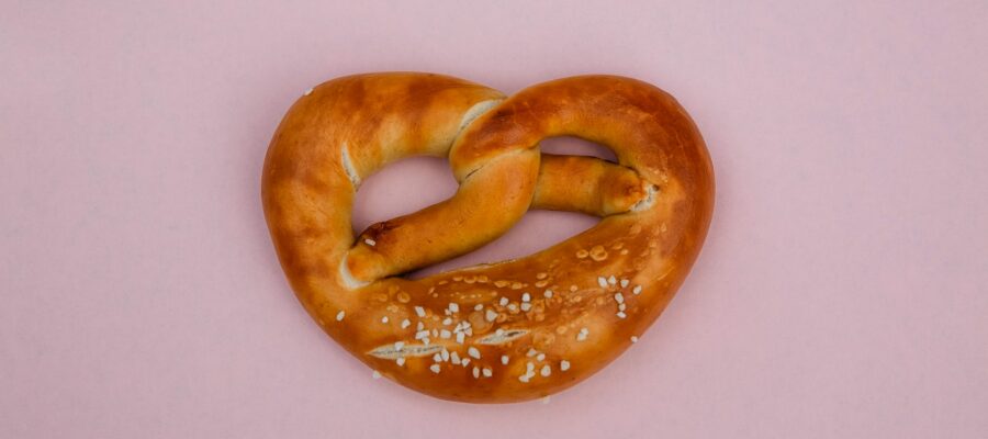 Blick auf eine Brezel
